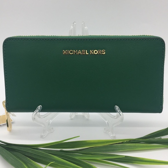 MICHAEL KORS
Leather Continental Wristlet Phone Case Wallet
Fern Green
NWT - Picture 1 of 16